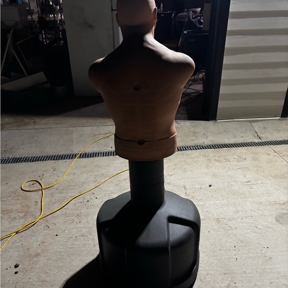 BOB Training Dummy with Black Base - Picture 4 of 5